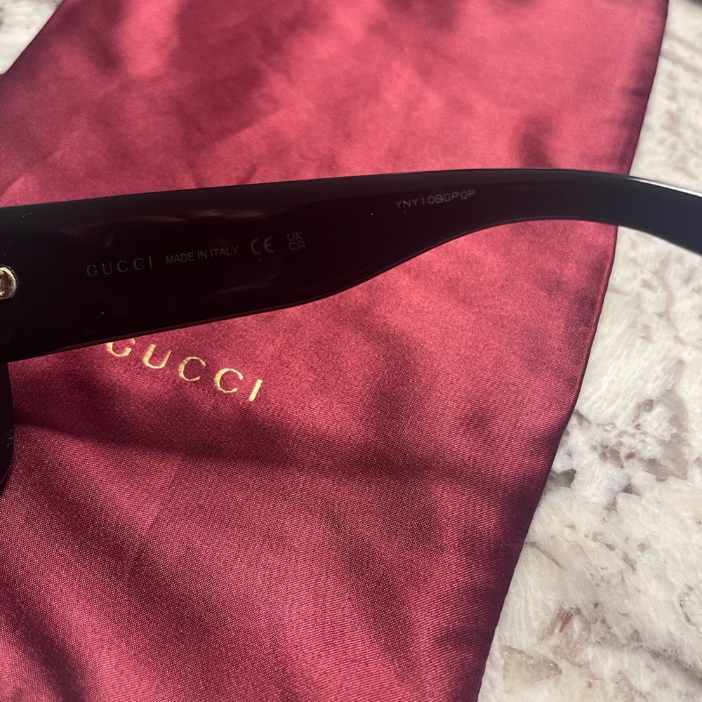 Gucci Black Square Sunglasses - Picture 9 of 12